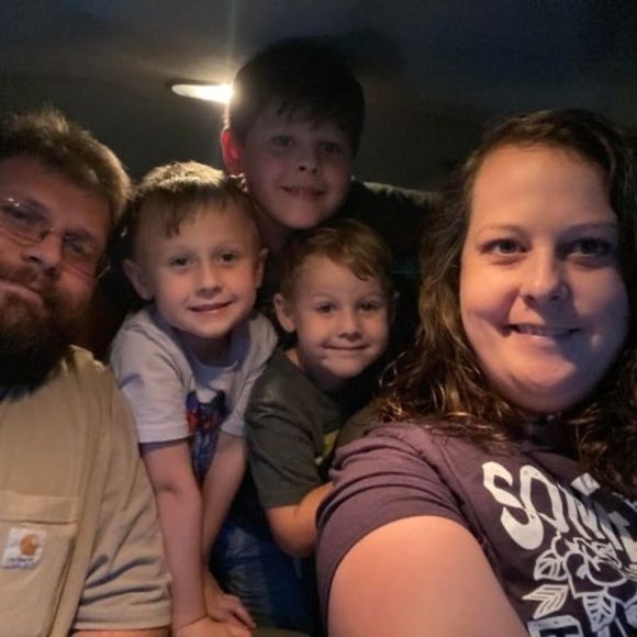 Meet your Posher, Carrie - Picture 1 of 1